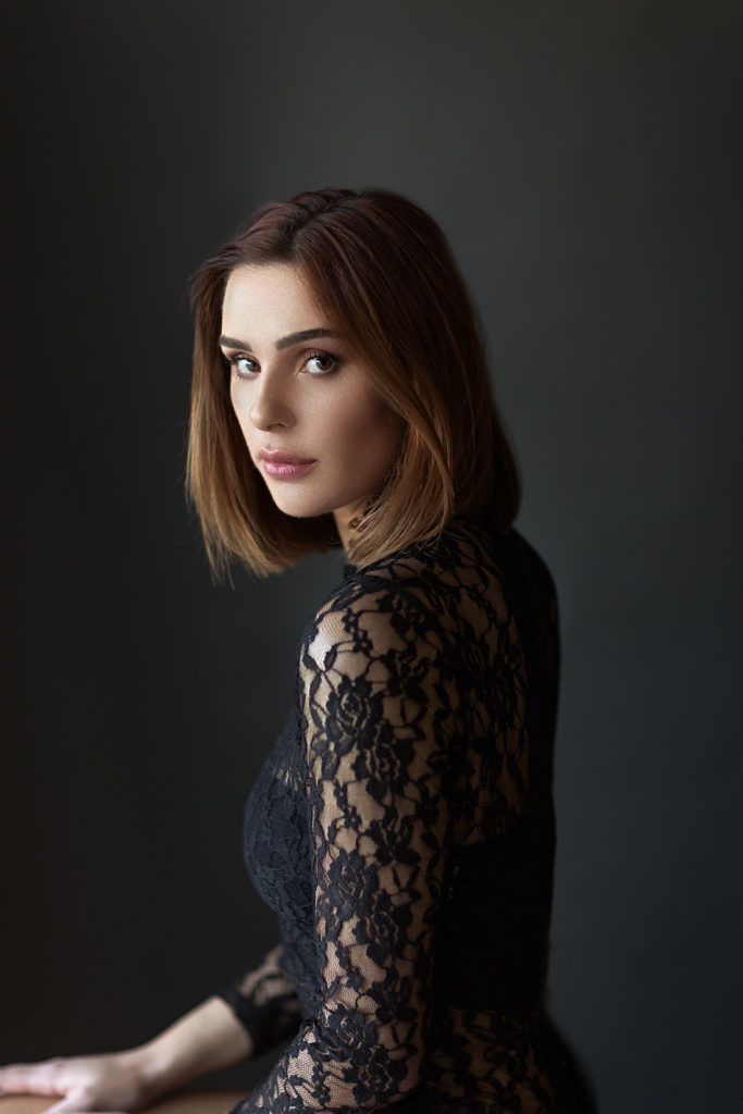 modele en corse belle fille