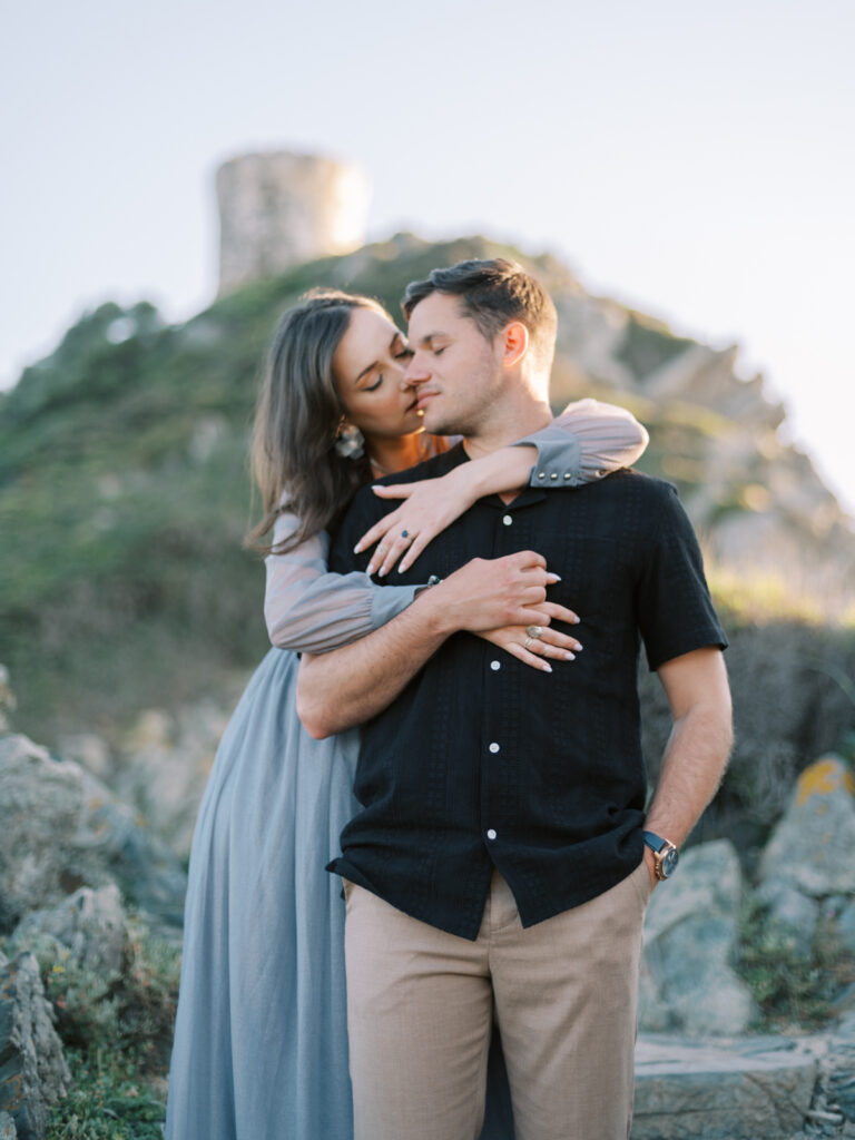 shooting grossesse corse plage sanguinaires